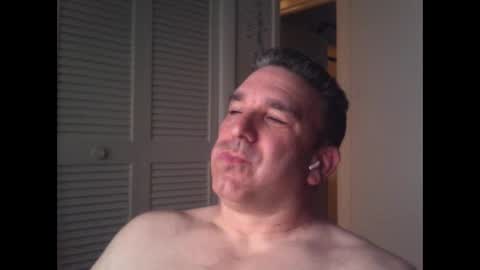 Snapshot of oceanmanx chatting on 02/27/25, 03:58 Ocean online show from 02/27/25, 03:58