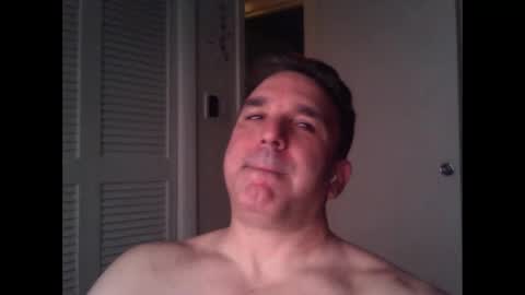 Snapshot of oceanmanx chatting on 11/07/25, 04:12 Ocean online show from 11/07/25, 04:12