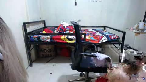 Kyla online show from 09/21/25, 08:49