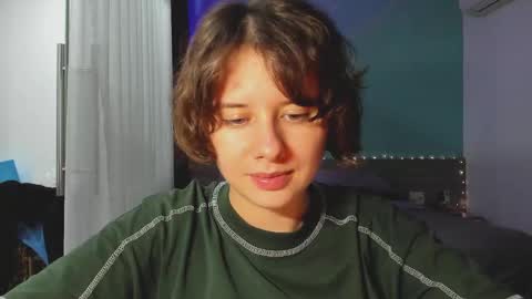 Snapshot of octopussy69x chatting on 01/14/25, 03:47 Evie online show from 01/14/25, 03:47