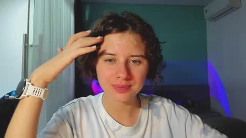 Snapshot of octopussy69x chatting on 02/07/25, 02:37 Evie online show from 02/07/25, 02:37