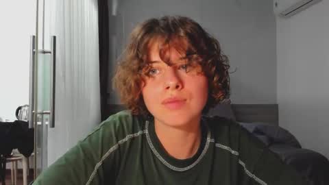 Snapshot of octopussy69x chatting on 03/01/25, 03:05 Evie online show from 03/01/25, 03:05