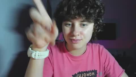 Snapshot of octopussy69x chatting on 11/22/25, 01:21 Evie online show from 11/22/25, 01:21