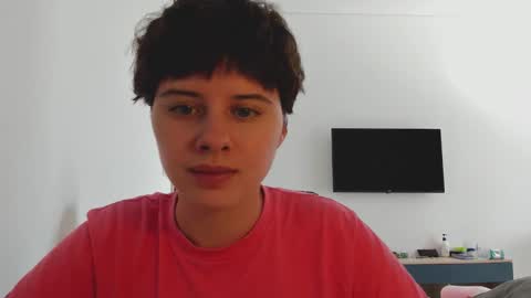 Snapshot of octopussy69x chatting on 12/23/25, 07:28 Evie online show from 12/23/25, 07:28