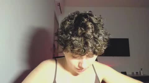 Snapshot of octopussy69x chatting on 02/14/26, 02:47 Evie online show from 02/14/26, 02:47