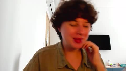 Snapshot of octopussy69x chatting on 02/26/26, 07:18 Evie online show from 02/26/26, 07:18