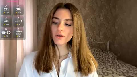 Mia online show from 12/23/25, 09:07