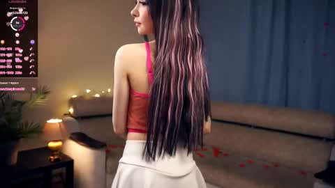 Snapshot of odellabowman chatting on 02/14/25, 07:02 Night Odella Bowman Julia online show from 02/14/25, 07:02