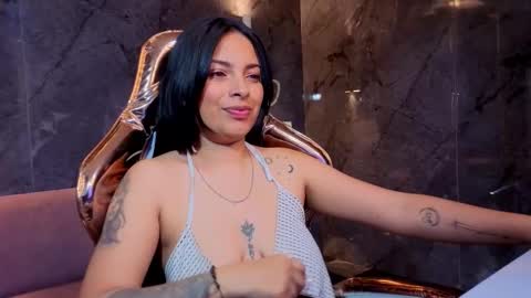 Snapshot of odette_b chatting on 11/24/25, 03:39 odette_b online show from 11/24/25, 03:39