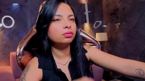 Snapshot of odette_b chatting on 11/29/25, 03:31 odette_b online show from 11/29/25, 03:31