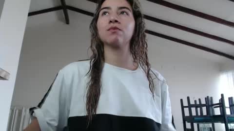 Val online show from 02/11/25, 10:07