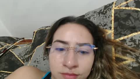 Val online show from 10/02/25, 03:08