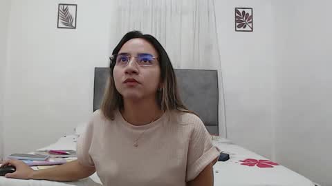 Val online show from 02/04/26, 02:12