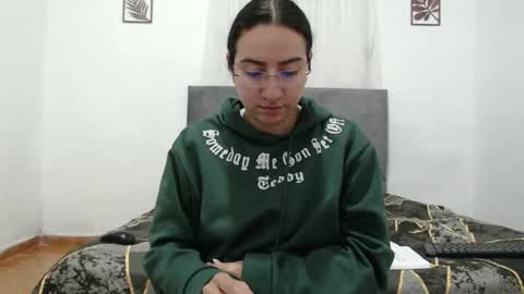 Val online show from 03/09/26, 02:21