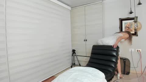 Ana  online show from 02/14/26, 10:45