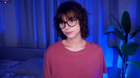 Thea online show from 10/03/25, 07:33