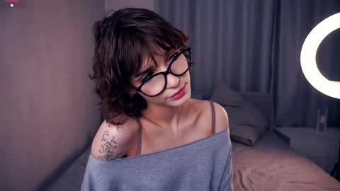 Thea online show from 11/13/25, 06:40