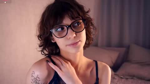 Thea online show from 11/25/25, 06:52