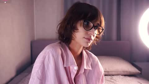 Thea online show from 12/03/25, 07:23