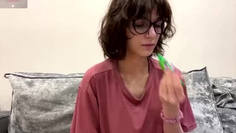 Thea online show from 02/01/26, 04:11