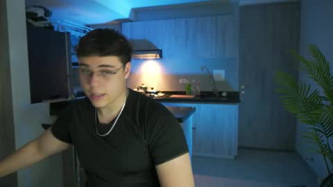 Snapshot of odin_blake chatting on 02/20/25, 02:40 ODIN online show from 02/20/25, 02:40