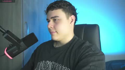 Snapshot of odin_blake chatting on 03/11/25, 02:10 ODIN online show from 03/11/25, 02:10