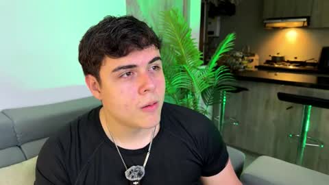 Snapshot of odin_blake chatting on 10/19/25, 01:17 ODIN online show from 10/19/25, 01:17