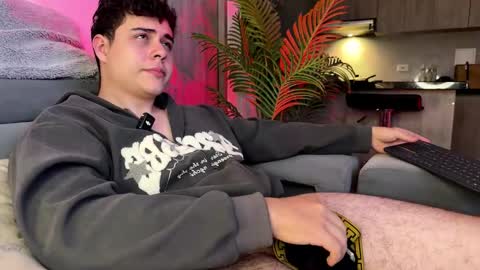 Snapshot of odin_blake chatting on 12/02/25, 02:17 ODIN online show from 12/02/25, 02:17