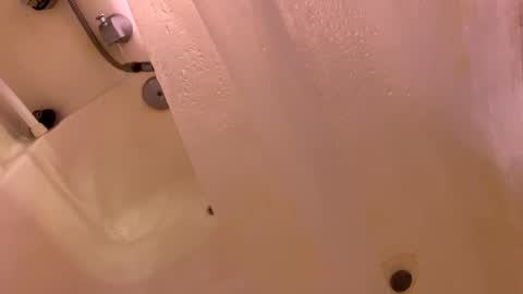 Snapshot of odinstone chatting on 01/11/26, 04:45 Odin Stone online show from 01/11/26, 04:45