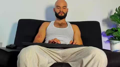 Snapshot of odinvide chatting on 11/28/25, 10:34 odinvide online show from 11/28/25, 10:34