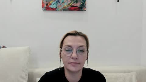 Snapshot of oeigesmik chatting on 03/30/26, 10:16 oeigesmik online show from 03/30/26, 10:16