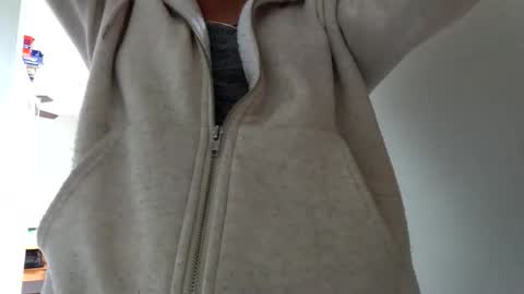 Snapshot of ofbeautifuldisasterrrr chatting on 10/22/25, 04:51 onlyfansbeautifuldisasterrrr online show from 10/22/25, 04:51