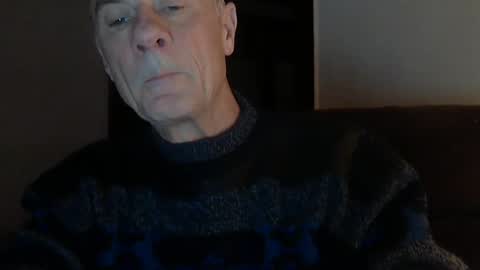 Officer online show from 12/25/24, 11:31