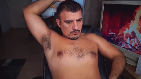 Snapshot of officeman7 chatting on 12/13/24, 08:47 officeman7 online show from 12/13/24, 08:47