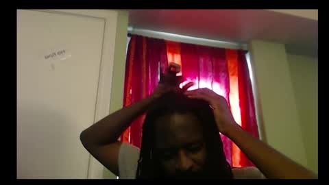 Snapshot of officialkingdraven chatting on 10/05/25, 04:16 officialkingdraven online show from 10/05/25, 04:16