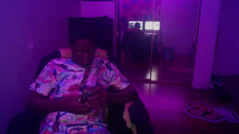 Money online show from 12/10/24, 05:07