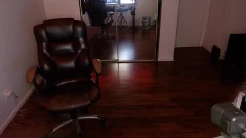 Money online show from 03/23/26, 08:35