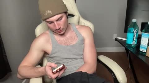 Snapshot of officialtommycash chatting on 12/04/25, 05:50 Tommy Cash online show from 12/04/25, 05:50