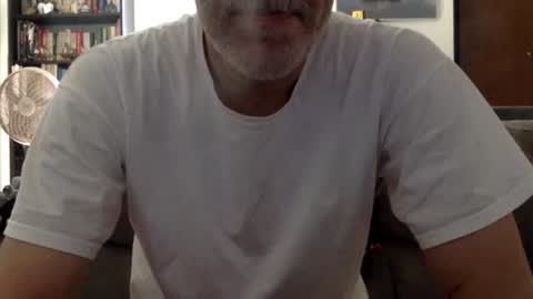 Snapshot of oggs48 chatting on 07/05/26, 01:29 oggs48 online show from 07/05/26, 01:29