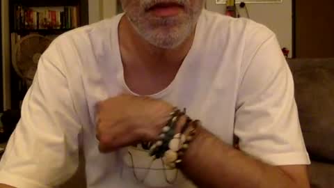 Snapshot of oggs48 chatting on 07/12/26, 08:00 oggs48 online show from 07/12/26, 08:00
