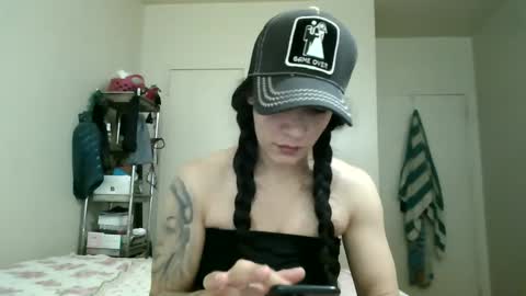 Lit en Cama online show from 02/24/25, 08:36