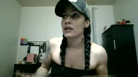 Lit en Cama online show from 10/23/25, 03:50