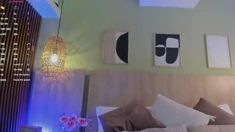 Holly online show from 07/11/26, 11:24