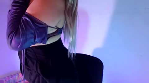 Oh xxxLt4 online show from 02/01/25, 12:05