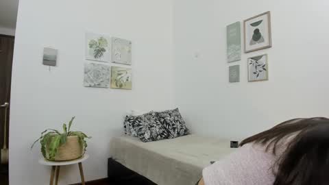 ohanna_ online show from 02/27/25, 02:42