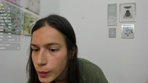 ohanna_ online show from 03/08/25, 11:39