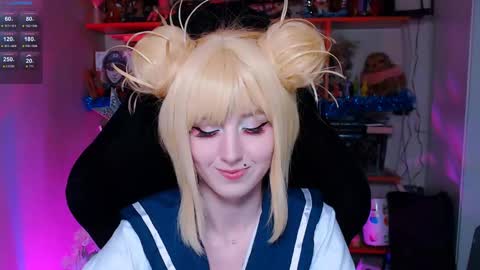 Snapshot of ohclementinee chatting on 12/17/24, 01:38 Clementine Clem online show from 12/17/24, 01:38