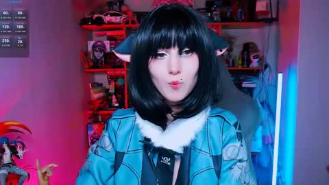 Snapshot of ohclementinee chatting on 01/23/25, 10:22 Clementine Clem online show from 01/23/25, 10:22