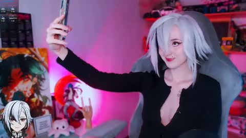 Snapshot of ohclementinee chatting on 02/05/25, 09:36 Clementine Clem online show from 02/05/25, 09:36