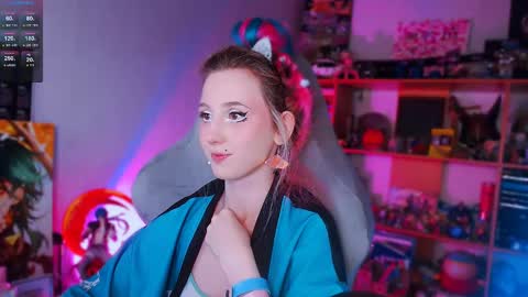 Snapshot of ohclementinee chatting on 02/18/25, 09:21 Clementine Clem online show from 02/18/25, 09:21